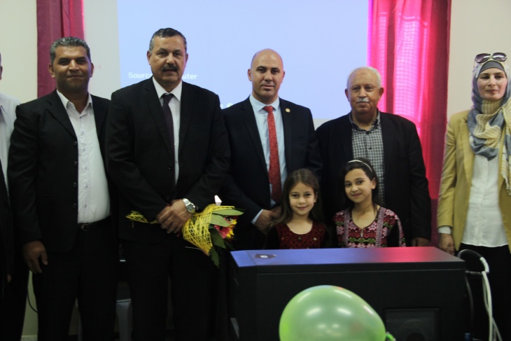 بنك القدس يقدم دعماً لتجهيز مختبري الحاسوب في مدراس عطارة