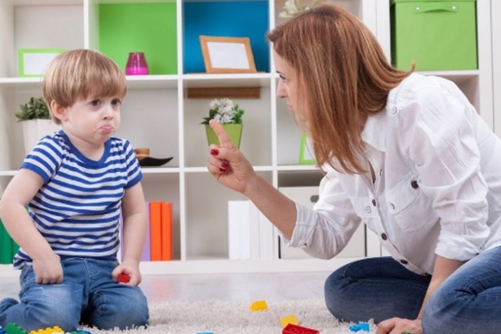 5 أشياء لا تقلها لطفلك لسلامة صحته العقلية