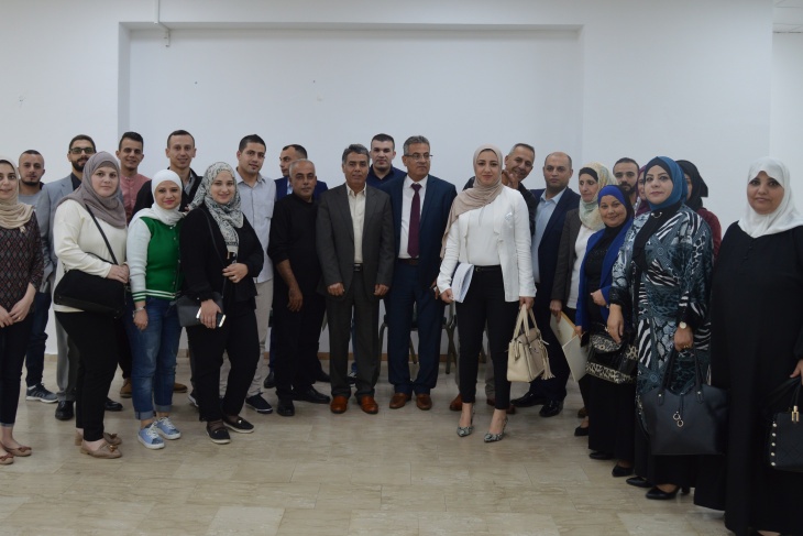 هيئة الأسرى والبنك الوطني يعقدان ورشة عمل لتطوير عمل برنامج القروض