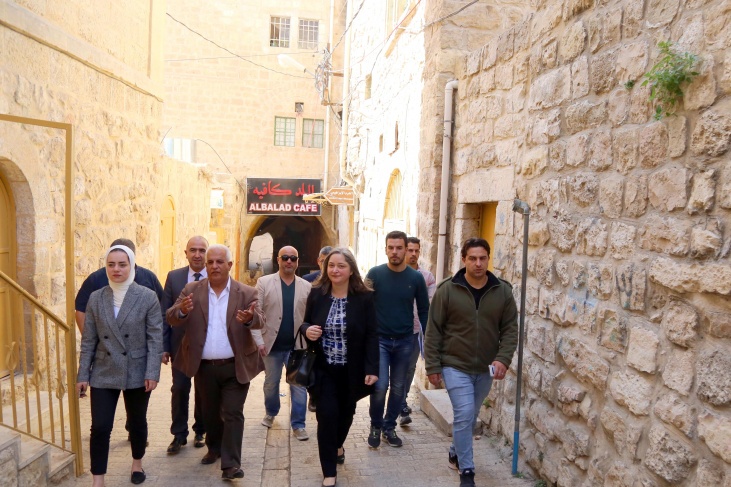 معايعة: الخليل بمواقعها السياحية والأثرية تشكل عنوانا للهوية