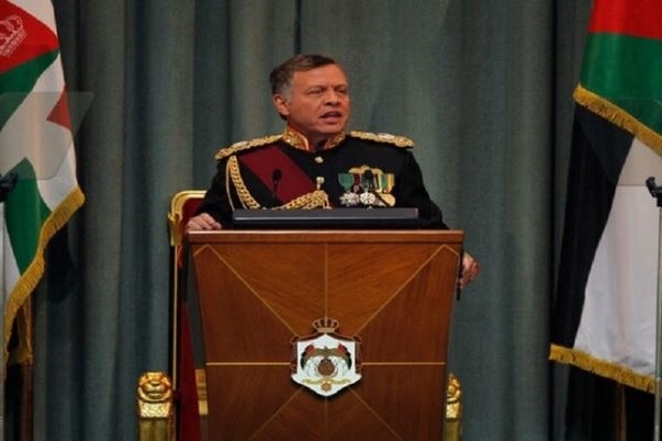 الملك يعلن بسط السيادة الأردنية على الباقورة والغمر