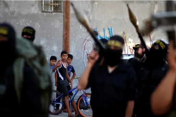المقاومة الفلسطينية: الغرفة المشتركة كفيلة بالرد على جريمة الاغتيال