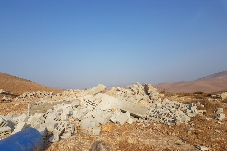 الاحتلال يهدم منزلا في قرية عاطوف بالاغوار
