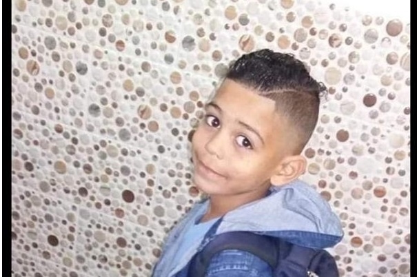 &lt;div&gt;صورة وتعليق: &lt;/div&gt;اسرائيل تقتل عائلة (اب ونجليه) كانوا يستقلون دراجة بغزة