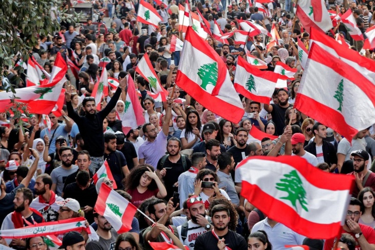 كتلة اللقاء الديمقراطي في لبنان ترشح نجيب ميقاتي لتشكيل حكومة جديدة