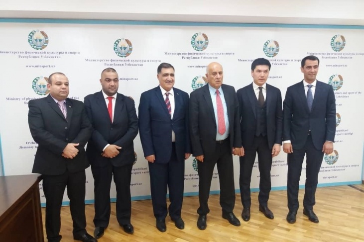 الرجوب يبحث التعاون مع وزارة الشباب والرياضة الأوزبكية