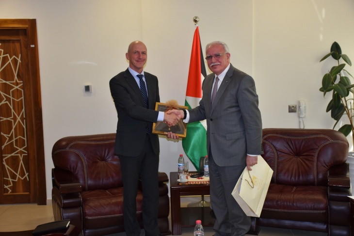 المالكي يودع رئيس مكتب تمثيل سويسرا لدى دولة فلسطين لانتهاء مهامه