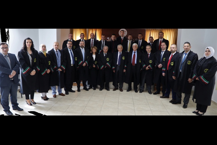 17 قاضي صلح يؤدون اليمين القانونية أمام مجلس القضاء الأعلى الانتقالي
