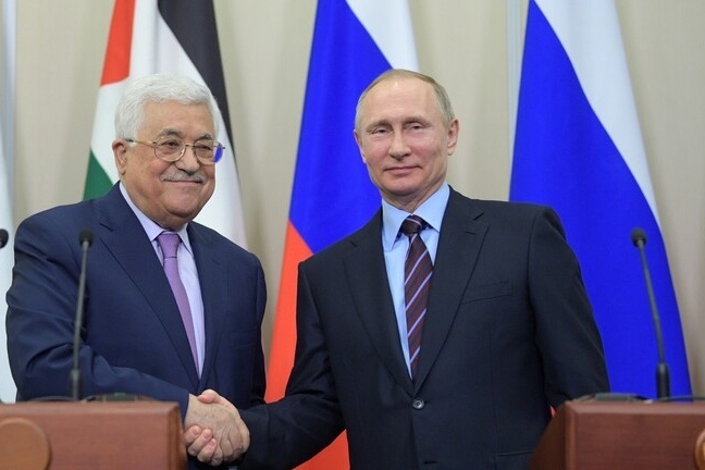 الرئيس محمود عباس والرئيس فلاديميير بوتين (ارشيف)