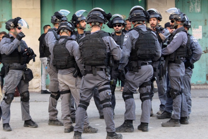 الخارجية تُحذر: الإحتلال ينتقم من شعبنا لرفضه صفقة القرن