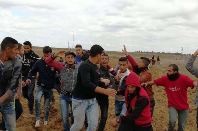 شهيد طفل و5 اصابات برصاص الاحتلال شرق خانيونس
