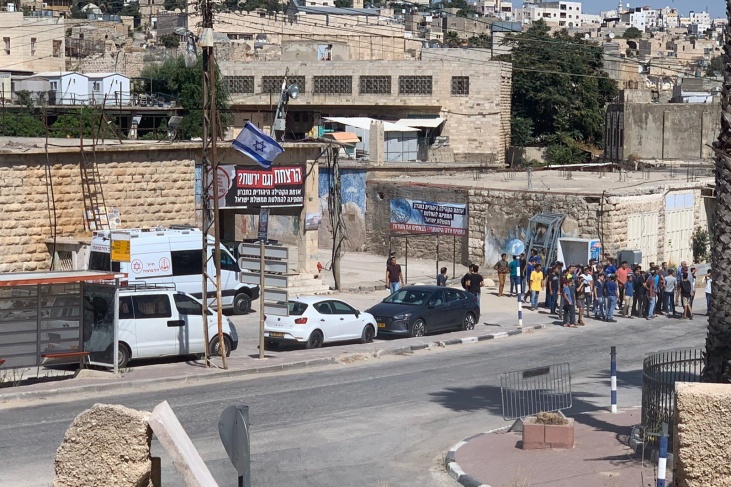 &lt;div&gt;صورة وتعليق: &lt;/div&gt;وزير الجيش الاسرائيلي يأمر ببناء حي استيطاني في سوق الخضار بالخليل