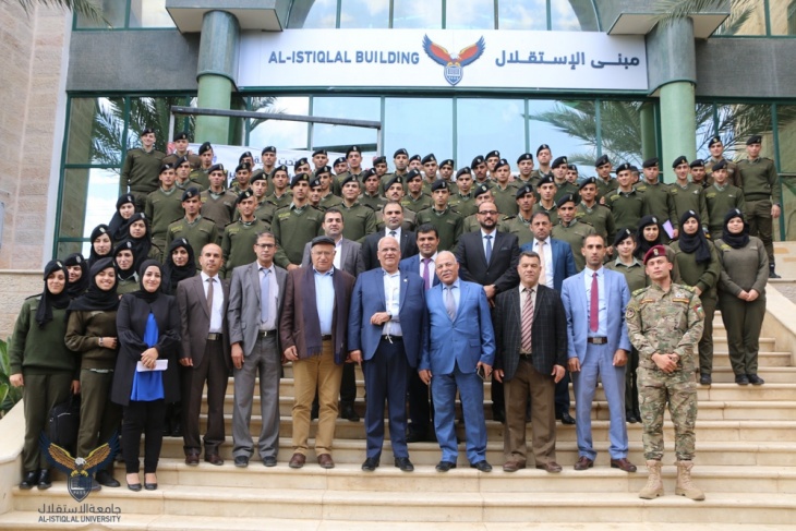 جامعة الإستقلال تنظم ندوة سياسية حول قرار الإستيطان الأخير