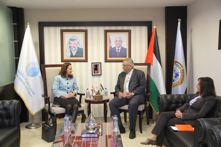 غنيم يستقبل نائب السفير المصري لدى دولة فلسطين