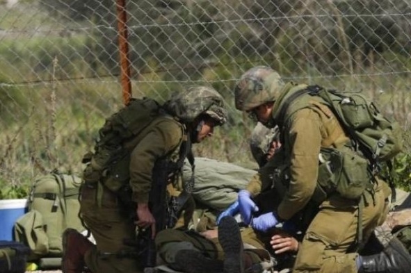 إصابة جندي إسرائيلي وسرقة سلاحه شمال إسرائيل