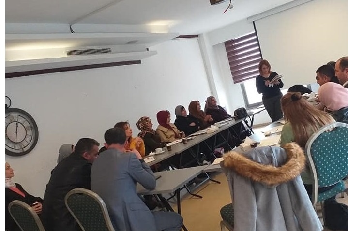 التنمية الاجتماعية تعقد ورشة عمل للموجهين المهنيين