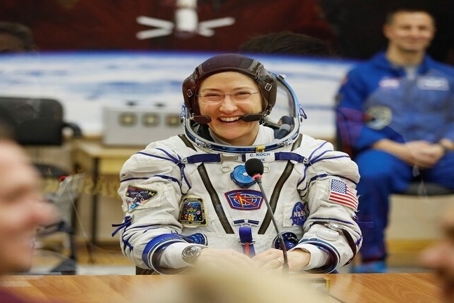 الرائدة كوش تحطم الرقم القياسي لأطول رحلة فضائية تقوم بها امرأة