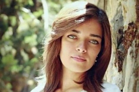 الاحتلال يفرج عن الأسيرة ميس أبو غوش