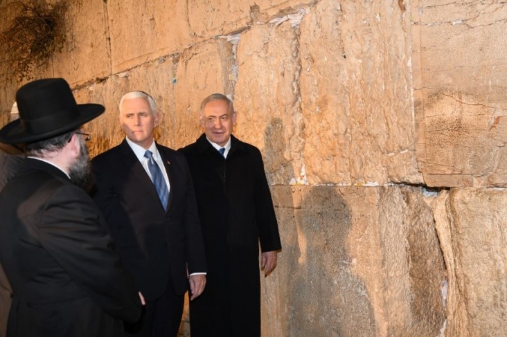 نائب ترامب يزور حائط البراق