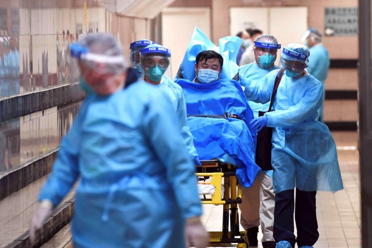 الإمارات تعلن إصابة 4 من أسرة واحدة بفيروس كورونا