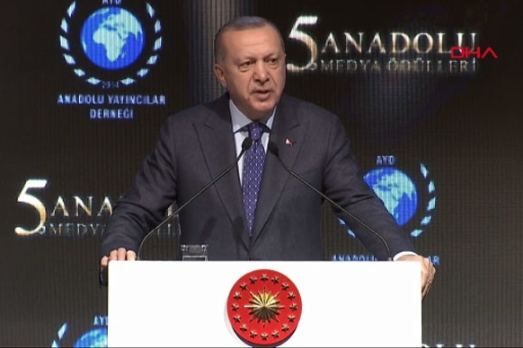 أردوغان يهدد بشن هجوم شمال العراق