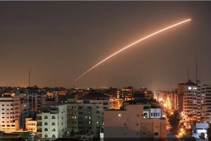 Al-Quds Brigades bomb the Gaza Strip