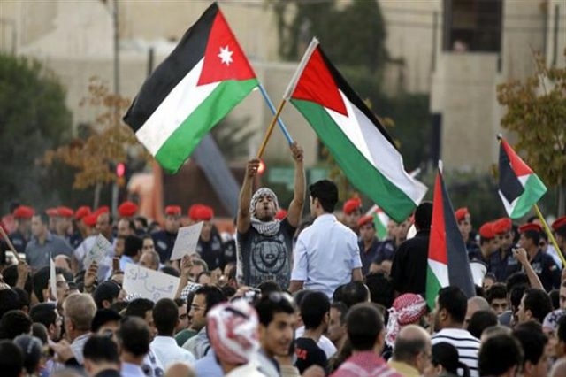 الصفدي يكشف عن جهود أردنية مصرية فلسطينية أميركية لاعادة إطلاق مفاوضات 