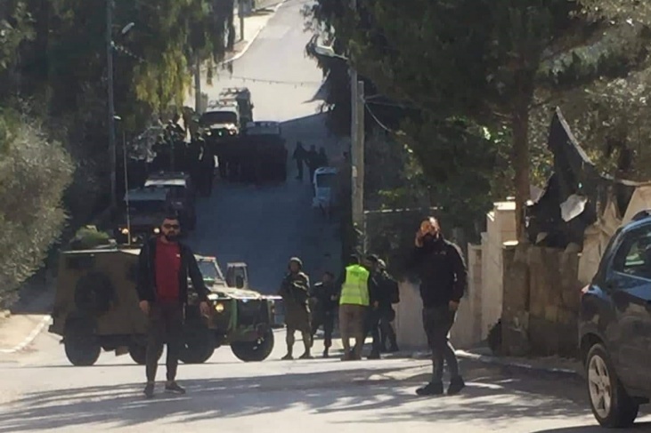 صور وفيديو- مواجهات خلال حصار واقتحام الاحتلال لبيت لحم