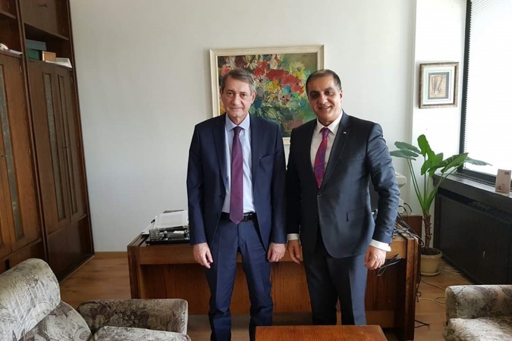 السفير المذبوح يواصل لقاءاته مع المسؤولين البلغار للتصدي لصفقة القرن