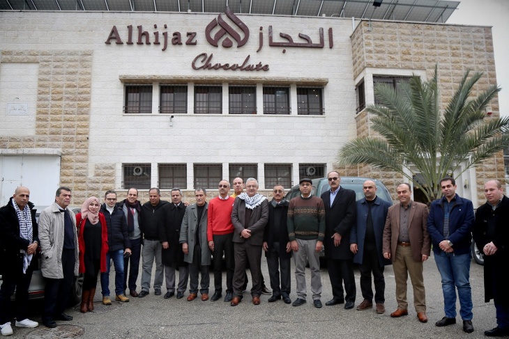 محافظ طولكرم يؤكد على تميز المنتج الوطني الفلسطيني وكفاءته
