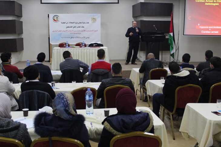 المجلس الطبي يعقد دورة تحضيرية لأطباء الامتياز الطب البشري