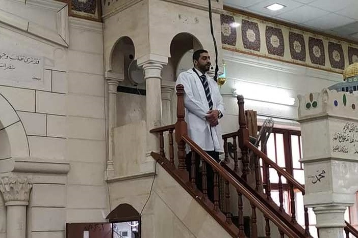 طبيب يتولى خطبة الجمعة في طولكرم