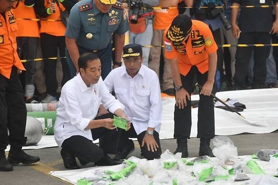 إصابة وزير النقل الإندونيسي بكورونا